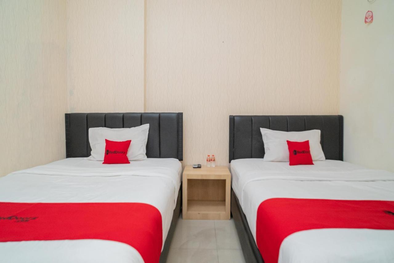 Reddoorz Near Flyover Arjosari 玛琅 外观 照片