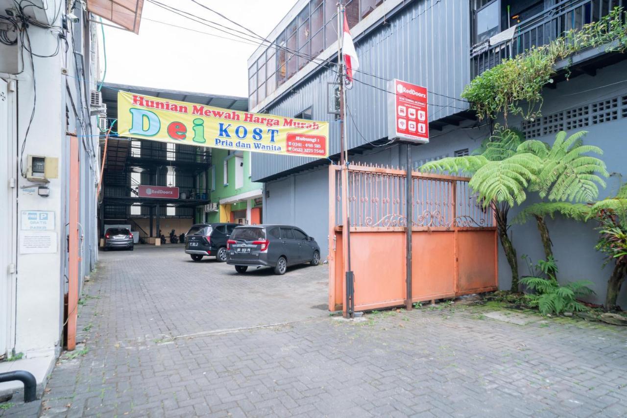 Reddoorz Near Flyover Arjosari 玛琅 外观 照片
